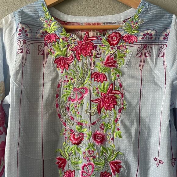 New Pareesa Embroidered Tunic - Picture 4 of 6